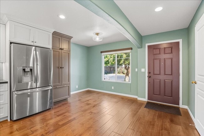 Photo - 3224 Via Verde Terrace