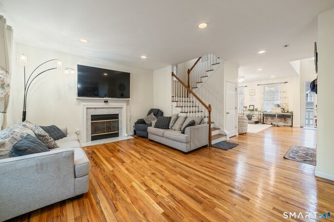 Photo - 9 Gettysburg Rd