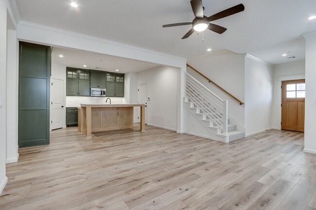 Photo - Welcome to Bungalow Heights! Edmond Townhome w/ Balcony, Yard & Resort Amenities