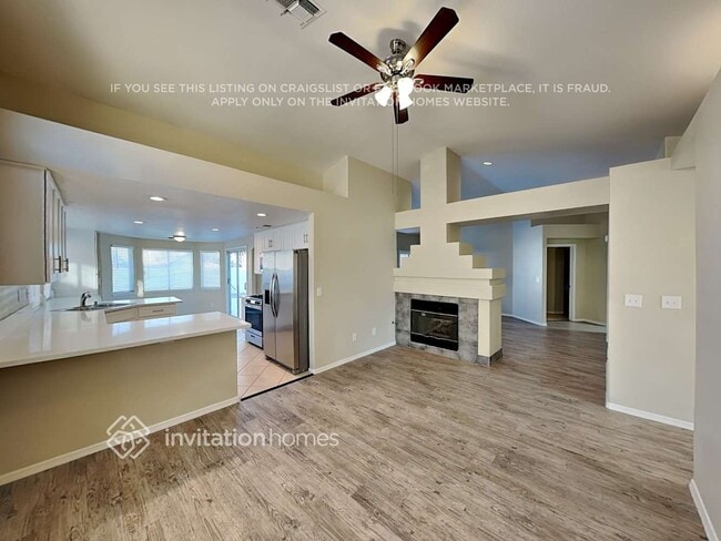 Photo - 4512 Crimson Leaf Dr