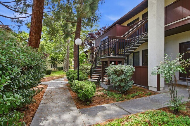 Photo - Sunnyvale Condo for Rent! Unit F