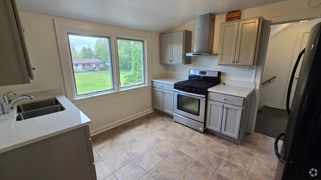 Building Photo - 1401 W Brown Deer Rd Rental