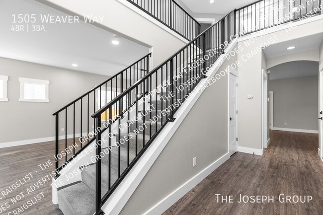 1505 Weaver Way
