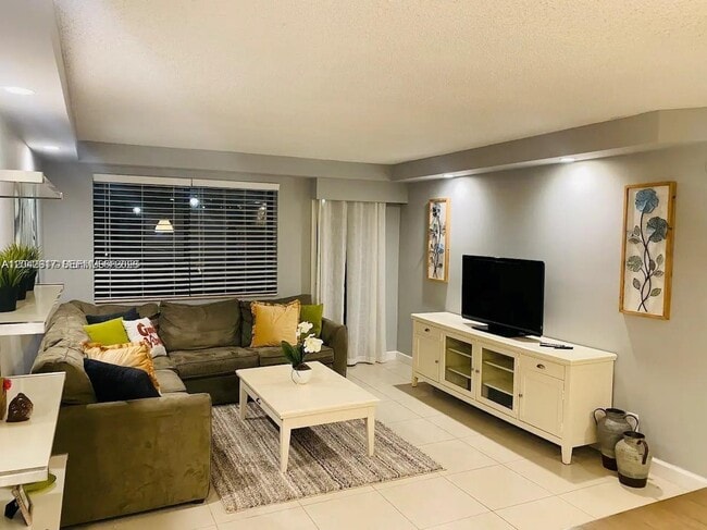 Photo - 301 Golden Isles Dr Unit 109