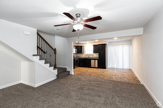 3BR, 2.5BA - 1365SF - Living room