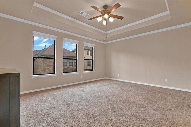 Building Photo - 2725 Kings Retreat Cir