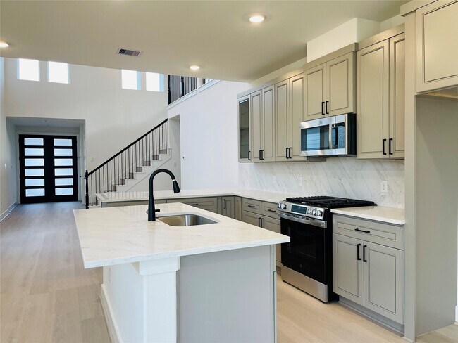 Photo - 4308 Avron Dr