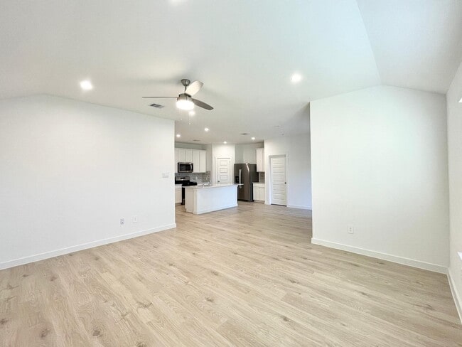 Photo - 30007 Foxtail Pne Ct