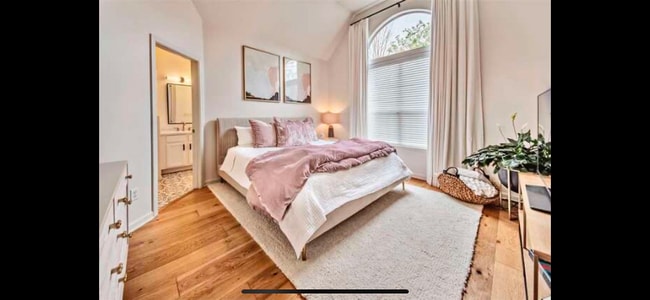 Photo - 1454 Island Town Cove