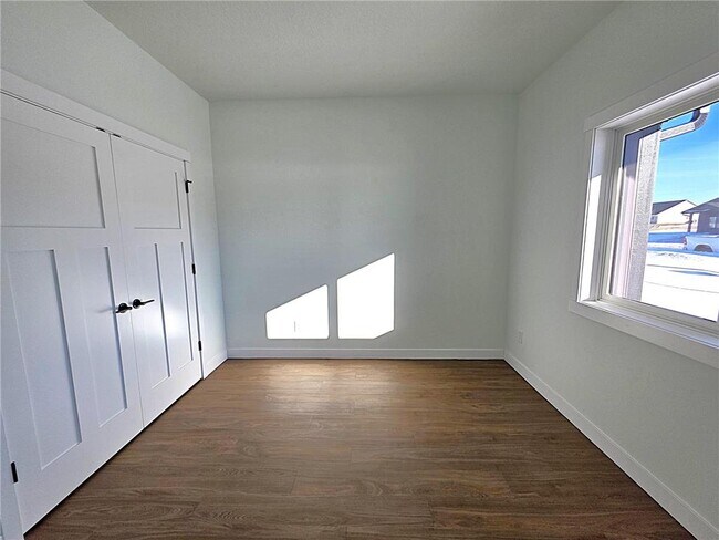 1227 Wisteria Ln