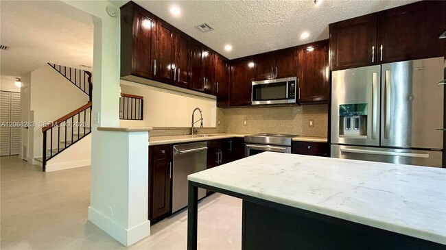 Photo - 20945 Bay Ct