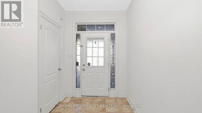 Photo - 6 Andretti Cres