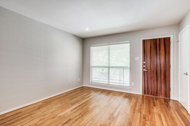 Photo - 4616 W Lovers Ln Unit #210