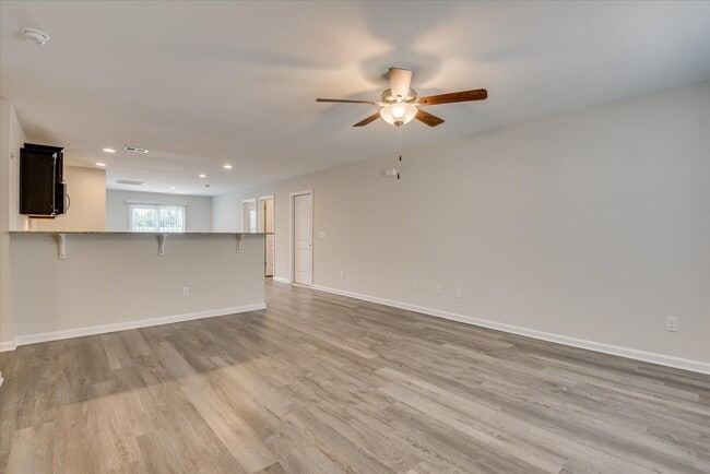 Photo - 2158 Catlet Ct