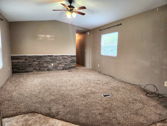 Photo - 112 E Homer Dr