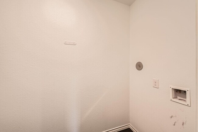 Photo - 1352 Winding Willow Dr