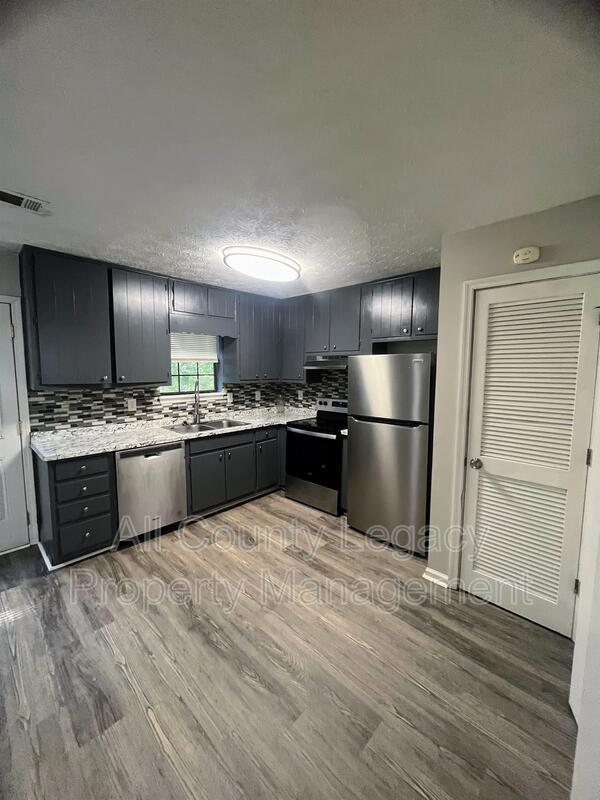 Photo - 3081 Parkside Ct