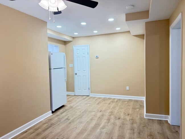 Photo - 8716 Plymouth St Unidad 2