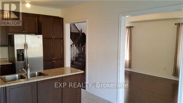 Photo - 92 Meltwater Cres