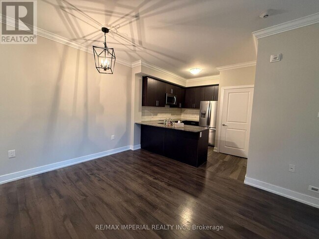 Photo - 2370 Khalsa Gate Unit 305