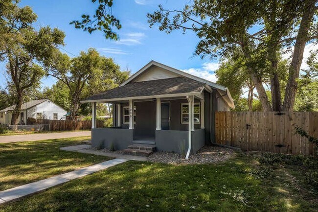 Photo - Available May! Wonderful Lakewood Home! Close to Light Rail