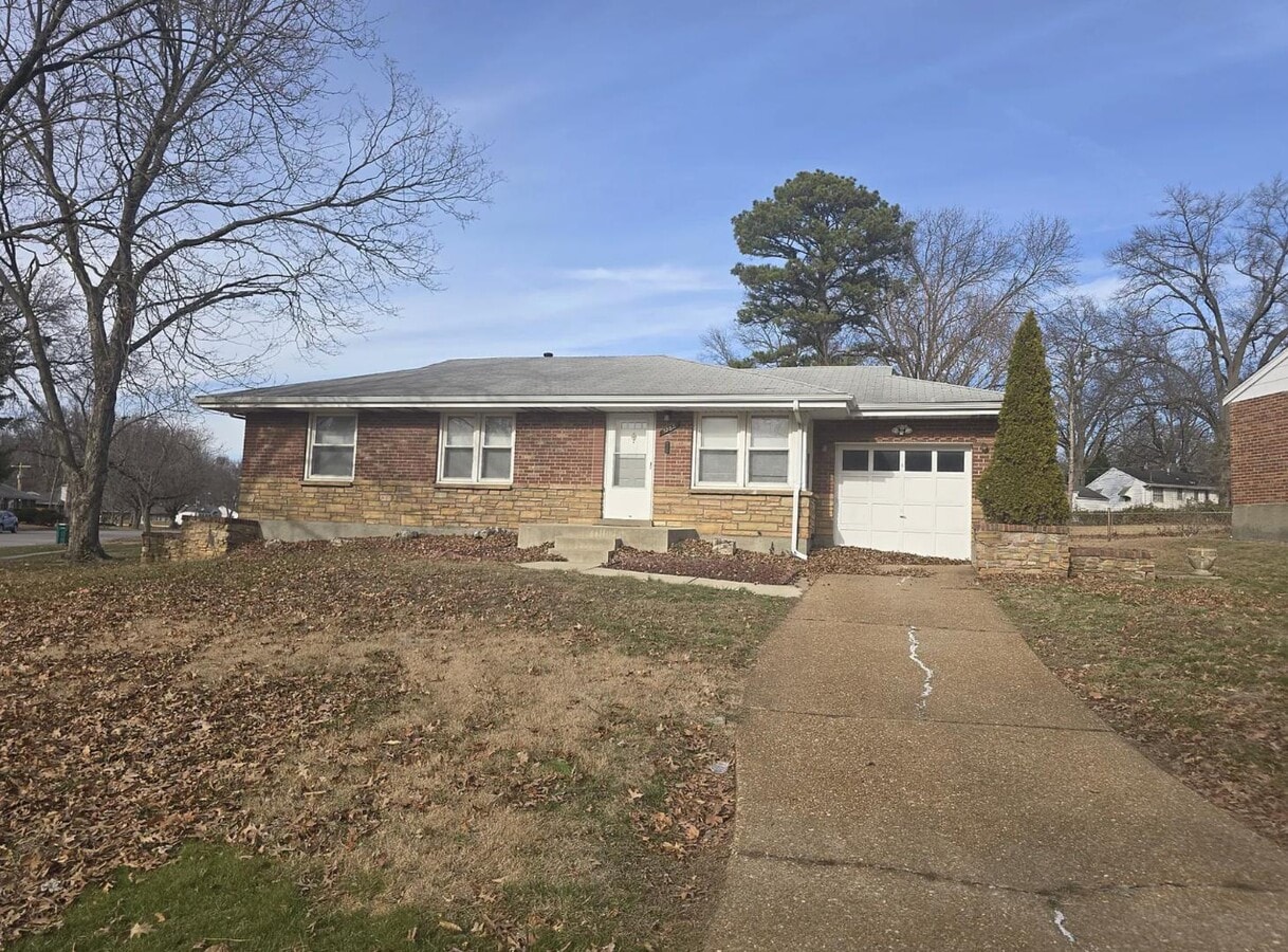 Photo - 1255 Bosworth Dr