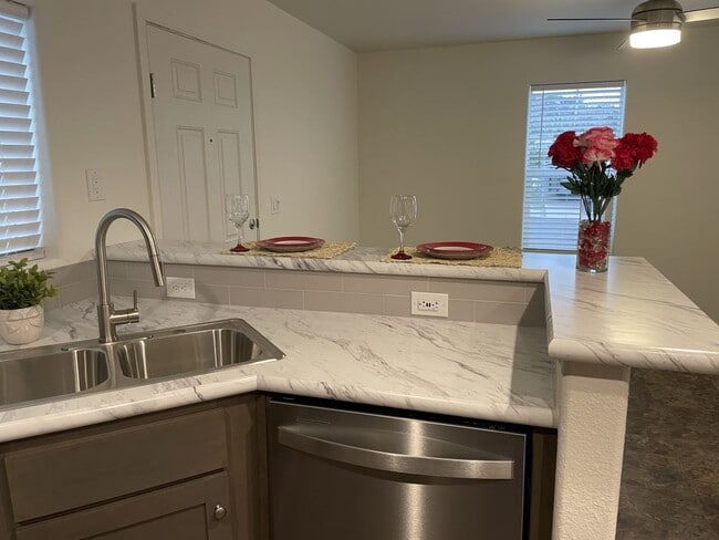 Photo - 19225 N Cave Creek Rd