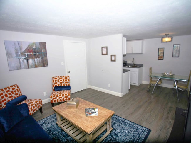 Photo - Parkwood Manor Apartments