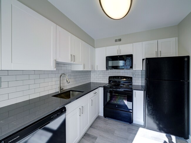 Colonie East Apartments