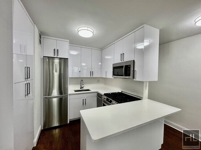 Photo - EAST 35 STREET Unidad 15E