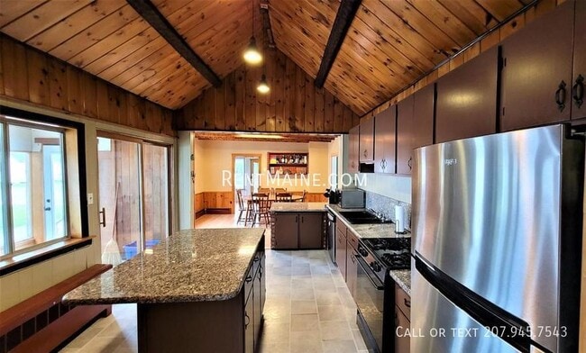 Photo - 180 Fourth St.