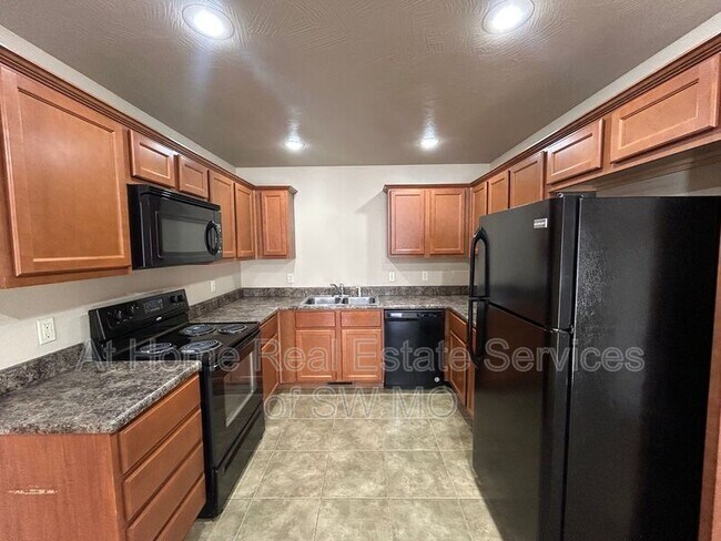 Photo - 632 S Landen Ave