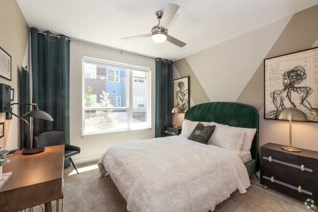 2BR, 2BA - 1,133SF - Secondary Bedroom