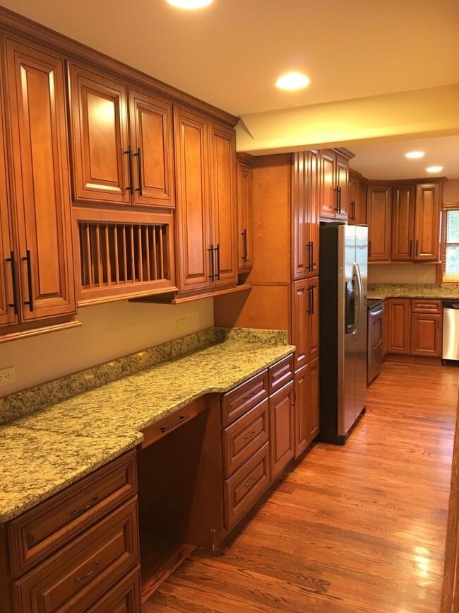 Photo - 19239 W Fairview Dr