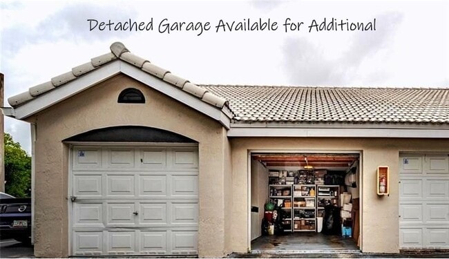2803 N Oakland Forest Dr Unit 206