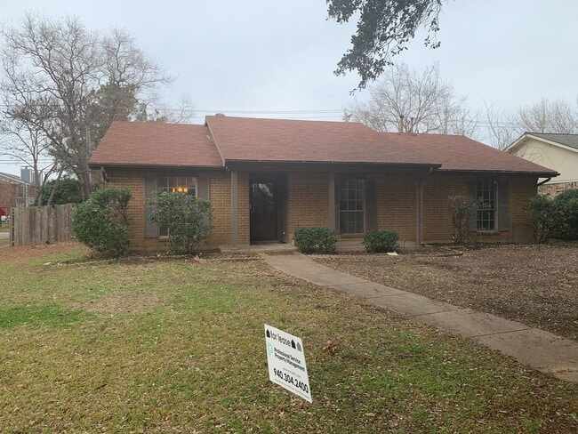 Photo - 1335 Carnation Dr