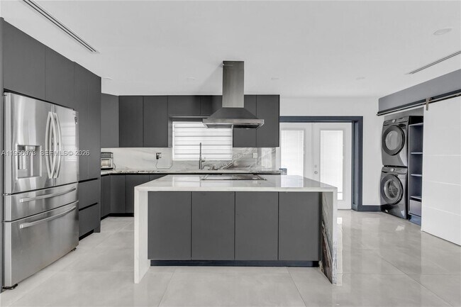 Photo - 500 SW 64th Pkwy