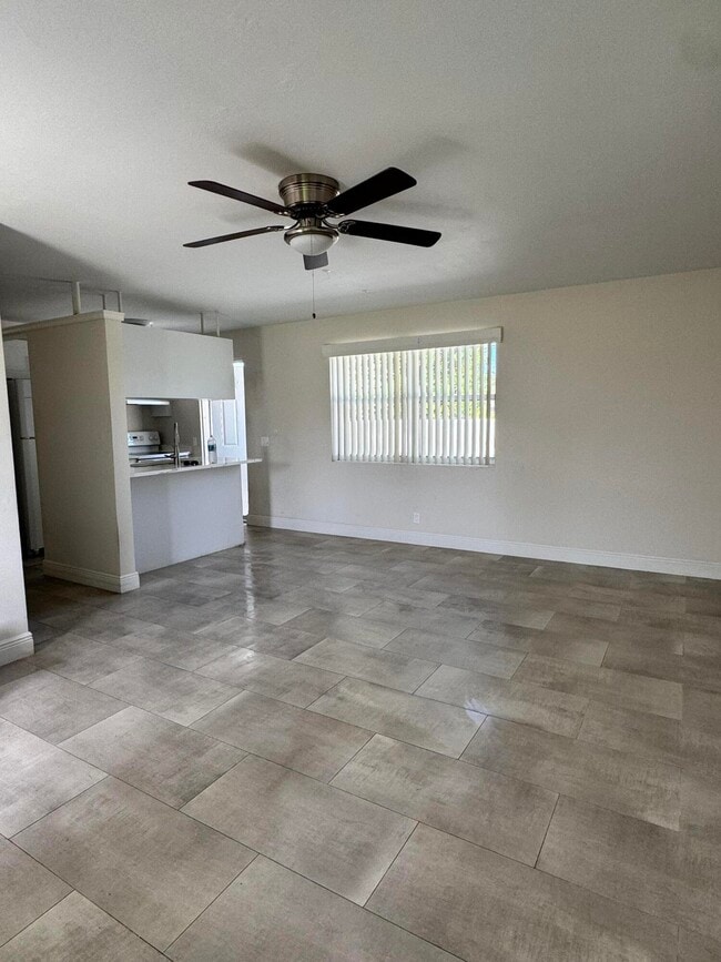 Photo - 309 Malverne Rd