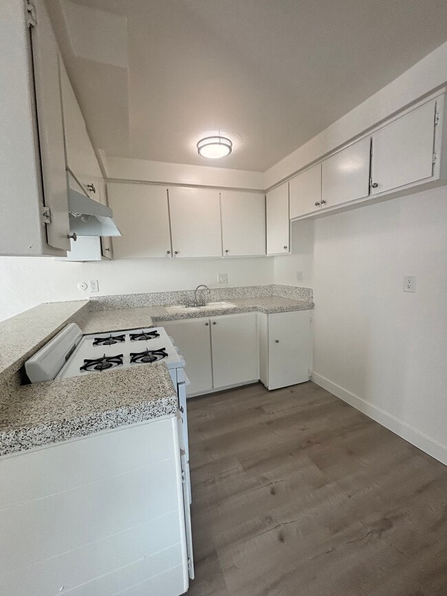 Photo - 8202 Ashgrove Dr Unit 13