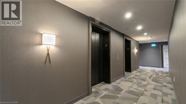 Photo - 5 Wellington St S Unit 1712