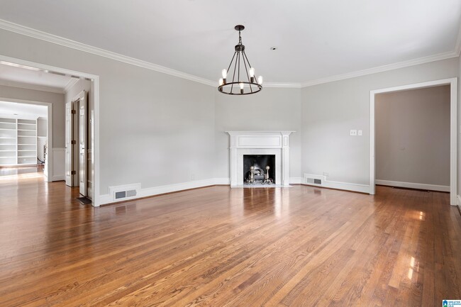 12 Montevallo Terrace