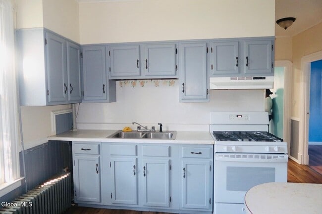 Photo - 1066 Howard St Unit 1