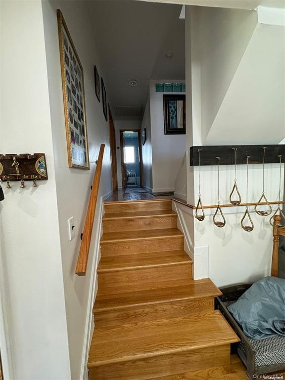 Photo - 830 Pepperidge Rd