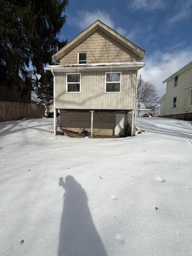 Photo - Spacious 4-Bedroom Barberton Home – Open House Wednesday, February 11th!