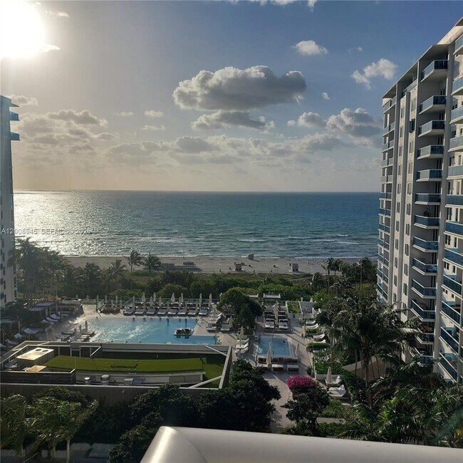 Photo - 2301 Collins Ave Unit 1125