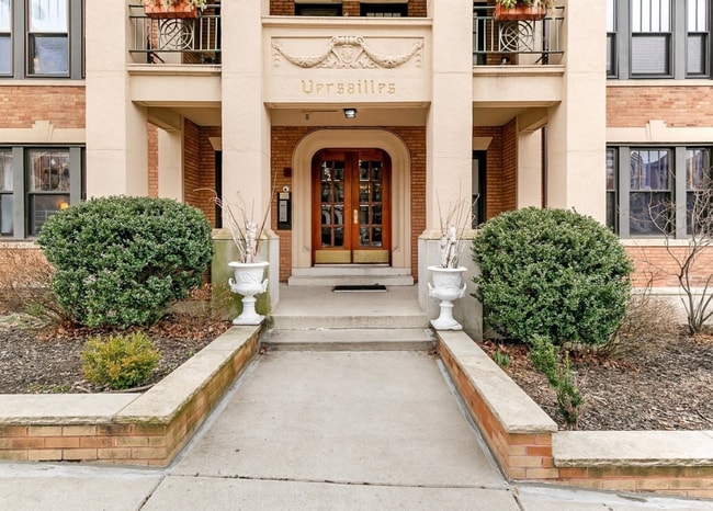 440 Park Dr