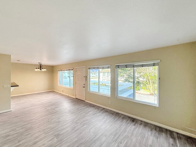 Photo - Great 2B/1.5BA Condo in Carlsbad!