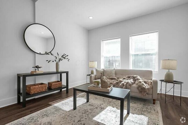 Building Photo - 768 E Whittier St Rental