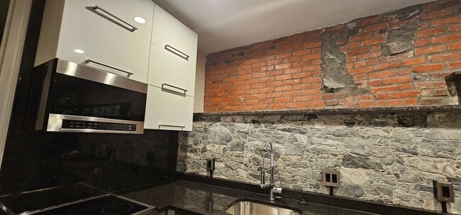 Photo - Stylish 2-level Luxury Loft near BU