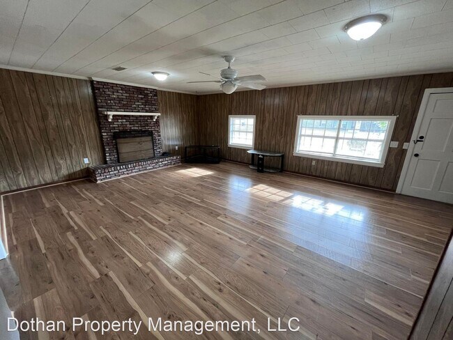 Photo - 2 br, 1 bath House - 775 1st Avenue